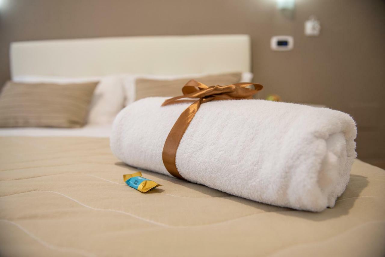 Smeraldo Suite Napoli Ngoại thất bức ảnh