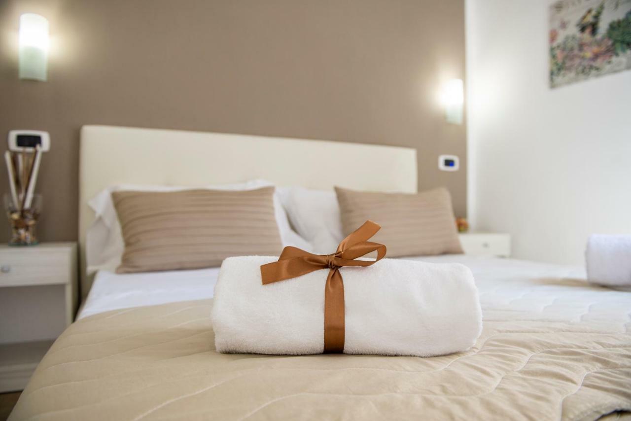 Smeraldo Suite Napoli Ngoại thất bức ảnh