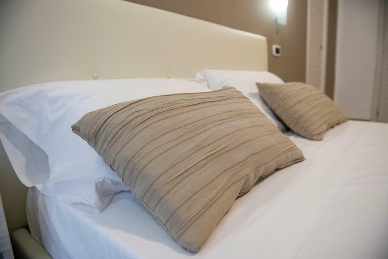 Smeraldo Suite Napoli Ngoại thất bức ảnh